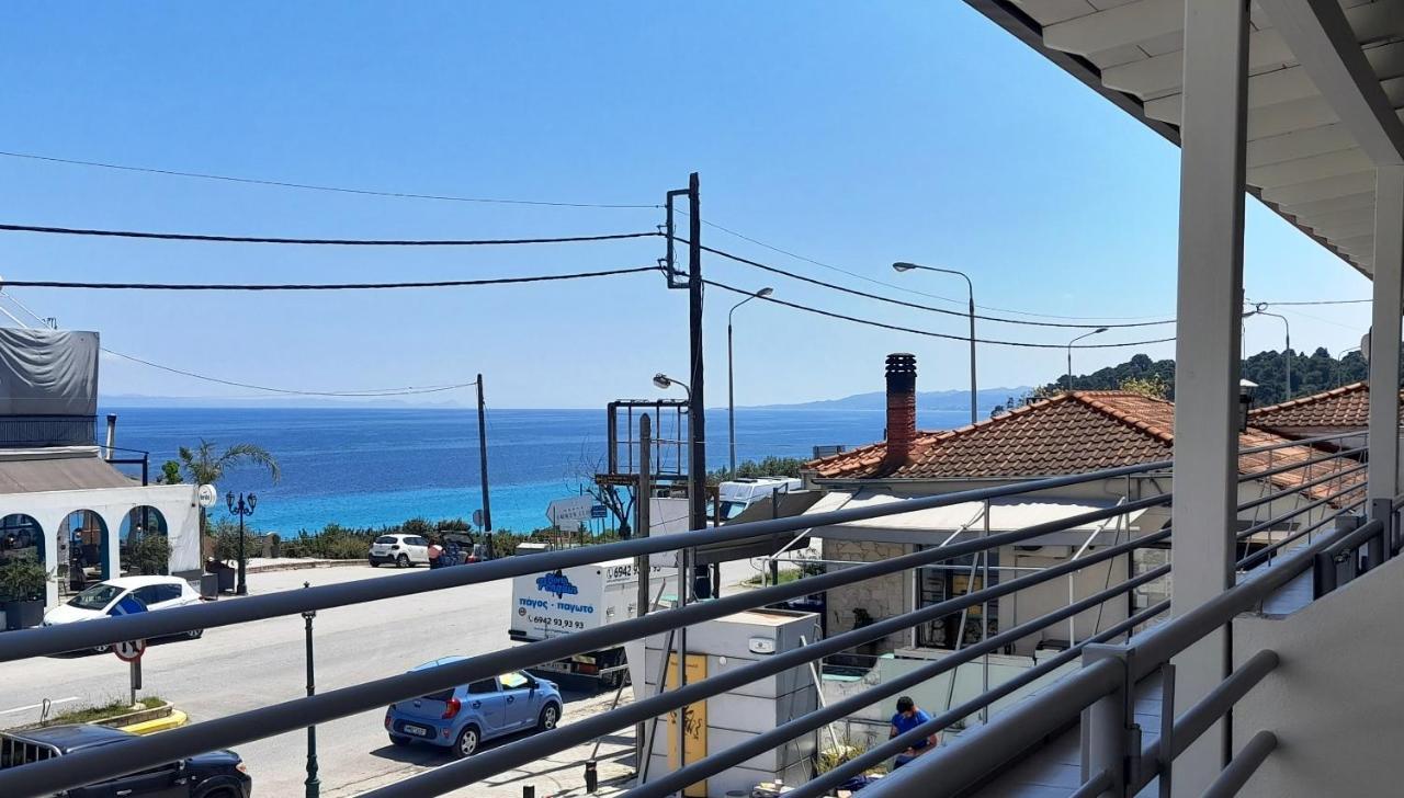 Johny's Kallithea (Chalkidiki)